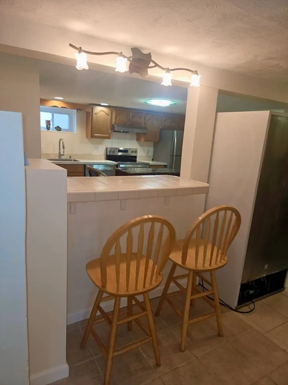 299 Crescent Ave, Beachmont