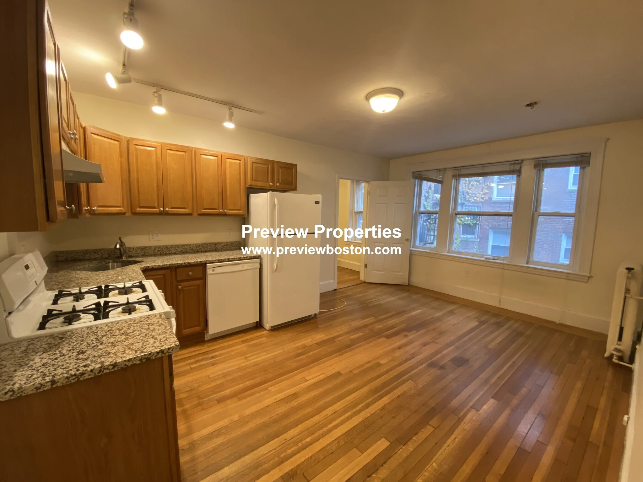 1615 Commonwealth Ave, Brighton