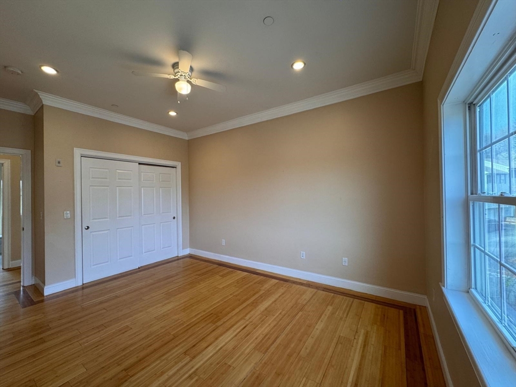 473 Revere Beach Pkwy, Revere