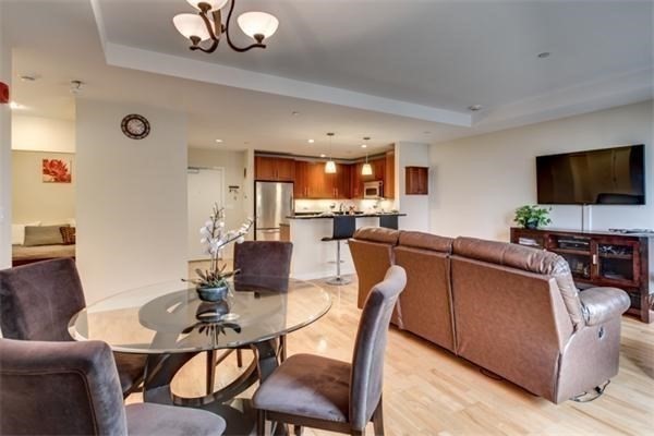 100 Station Landing, Medford