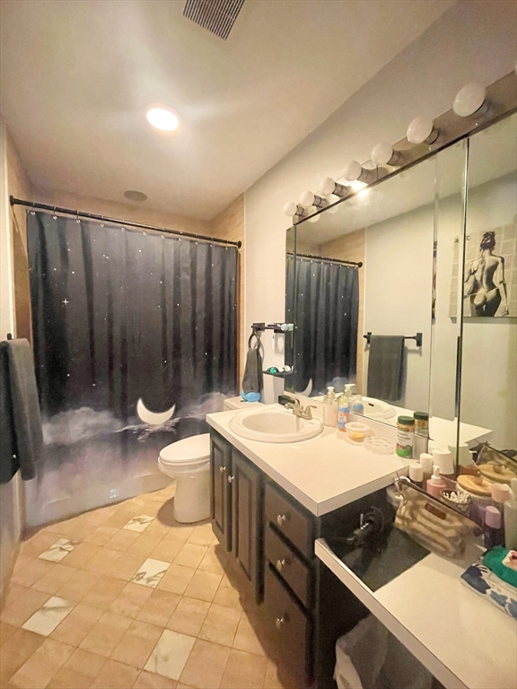 500 Washington, Quincy