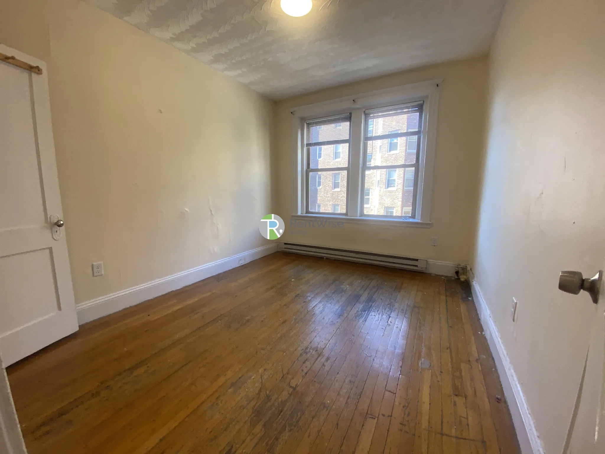 55 Park Dr, Fenway