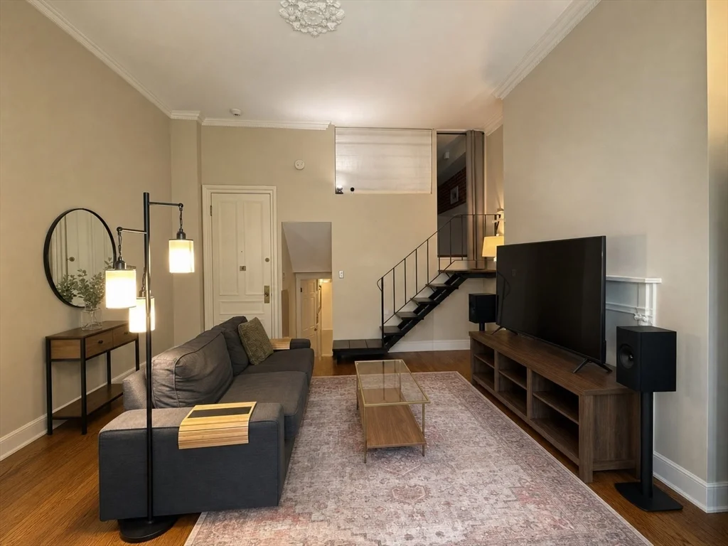 315 Beacon St, Back Bay
