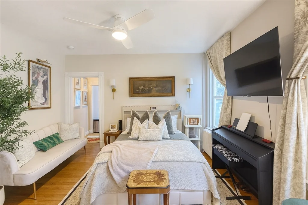 456 Medford St, Winter Hill