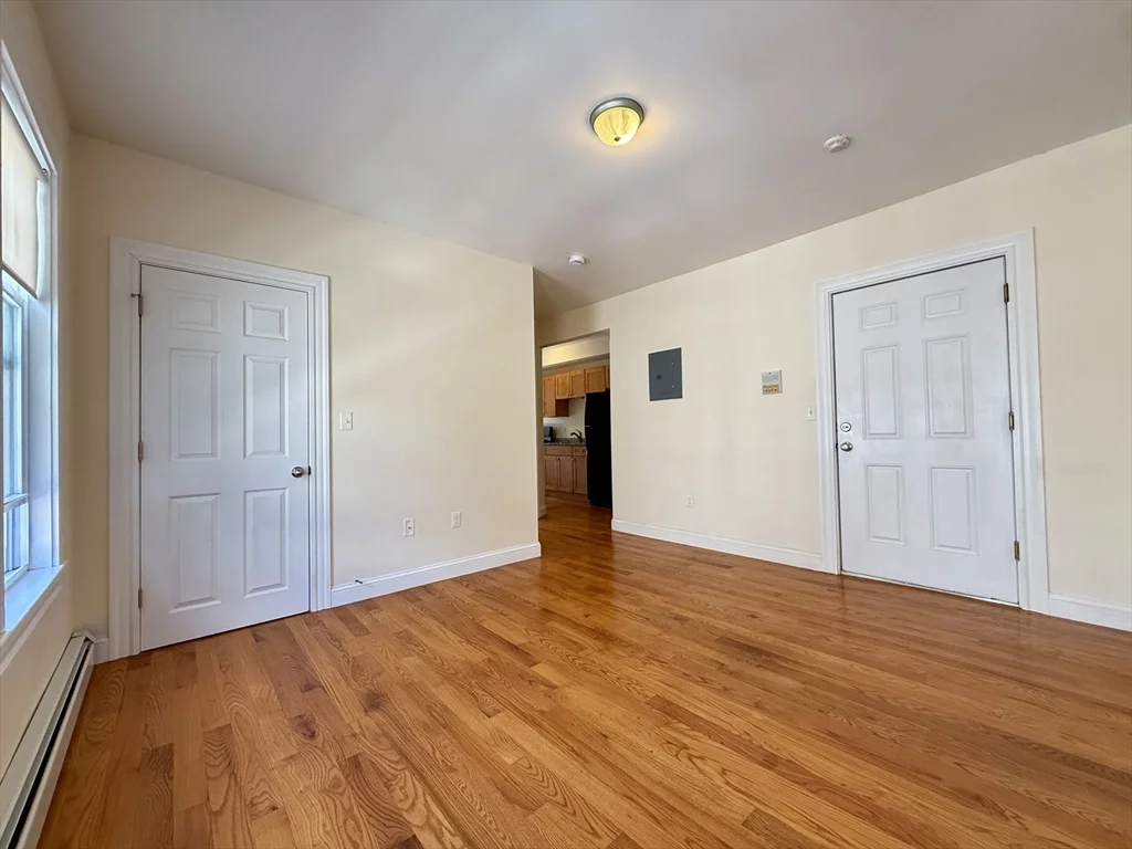 29 John St, Attleboro