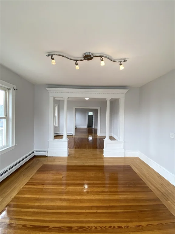 60 Prospect St, Fall River