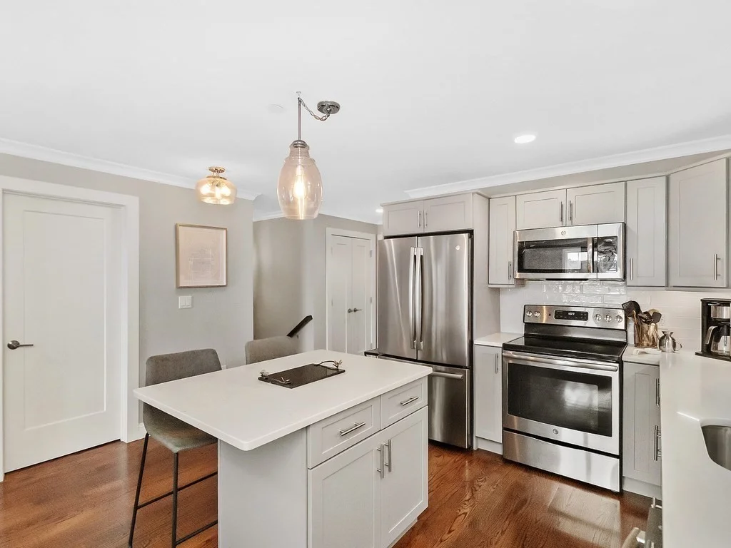 1789 Centre St, West Roxbury