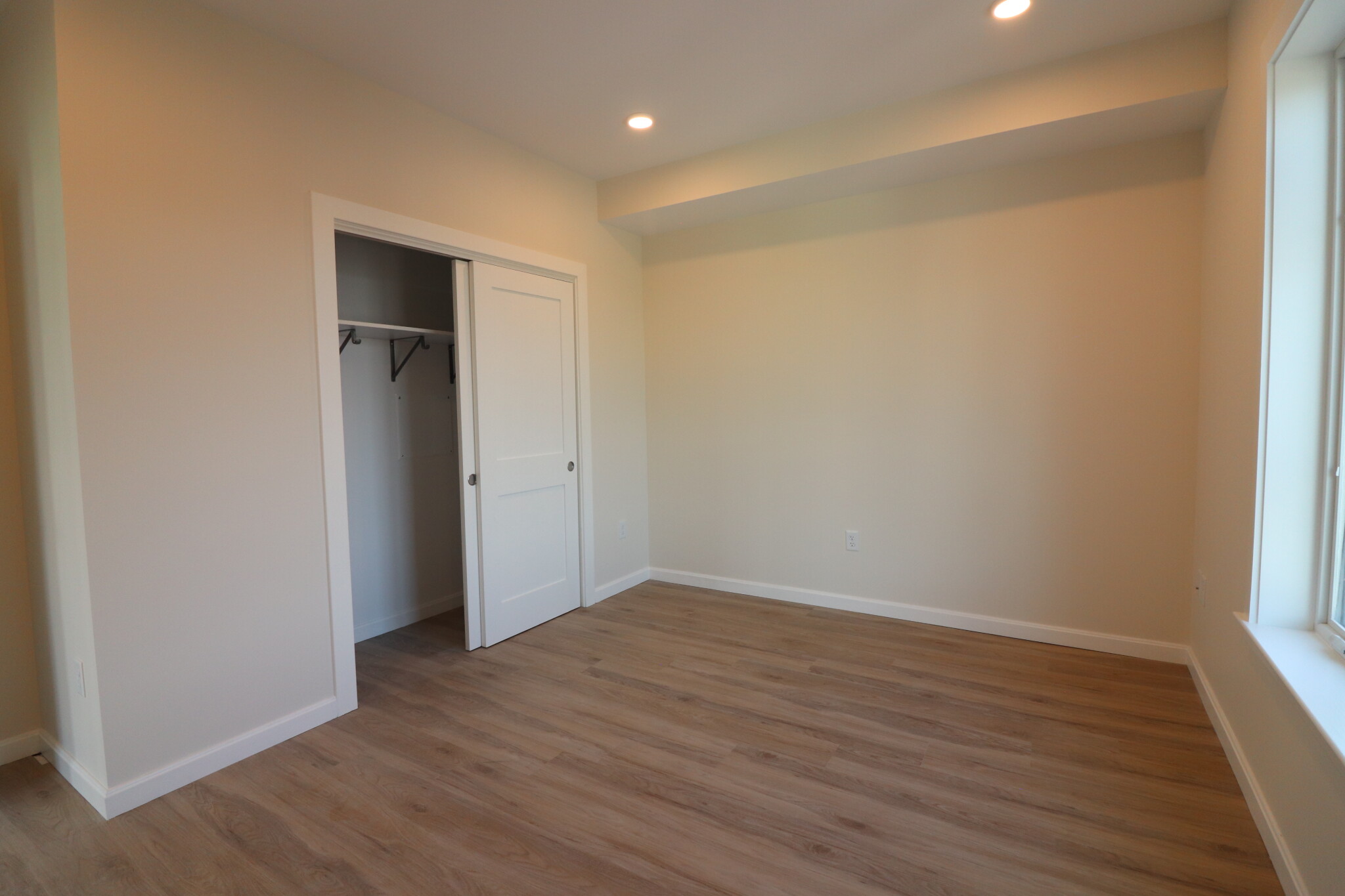 458 Washington St, Brighton