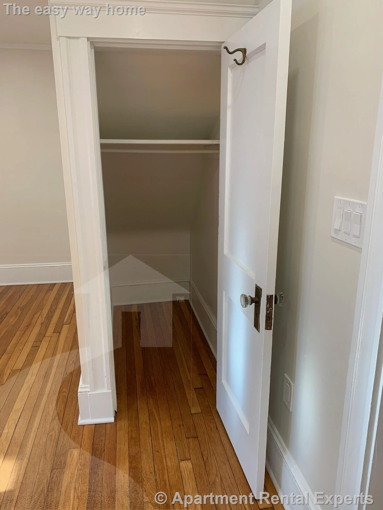 25 Laurel St, Arlington Heights