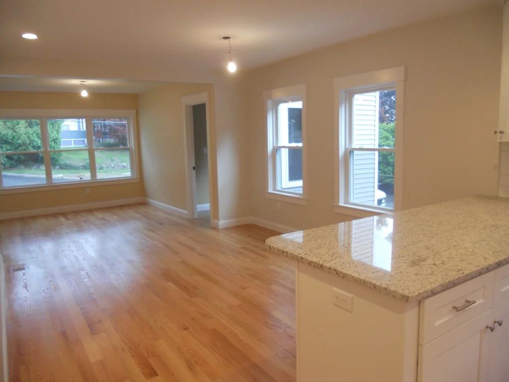 160 Weston St, Waltham