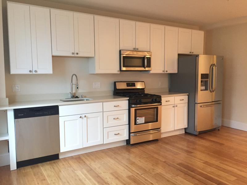 722 Saratoga St, East Boston