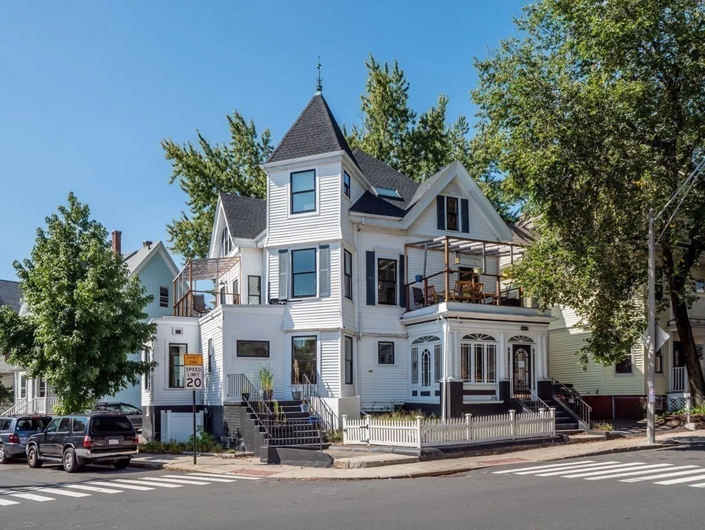 390 Medford St, Winter Hill