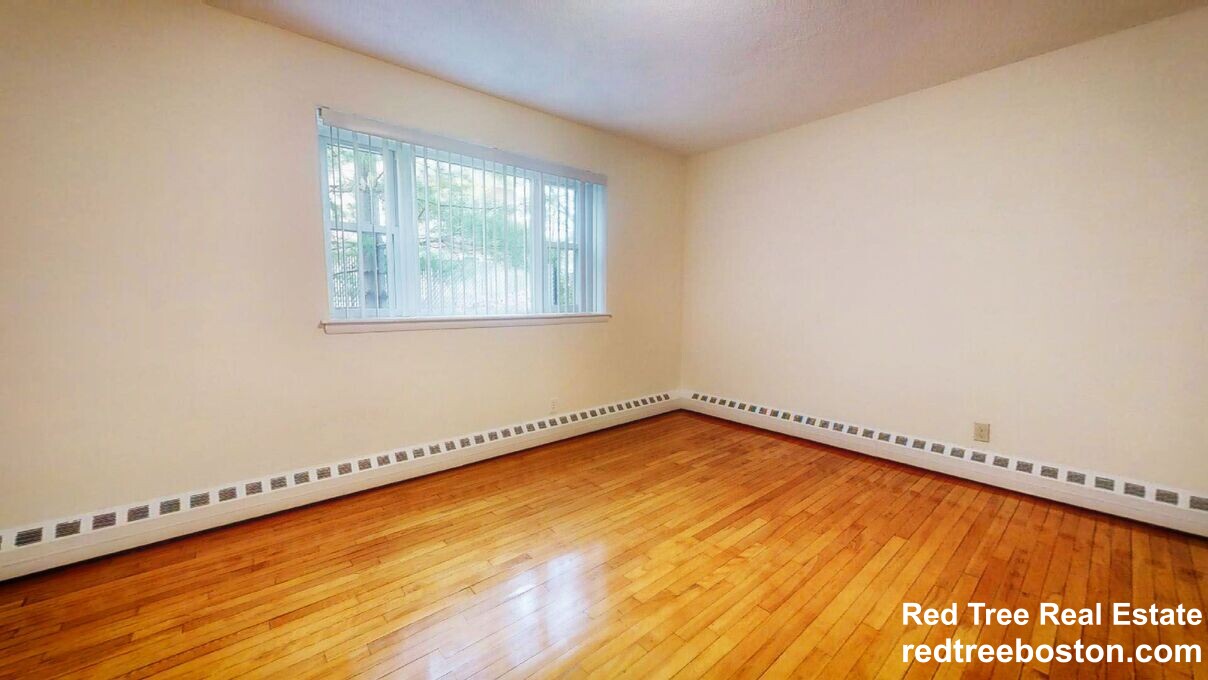 63 Parkman St, North Brookline