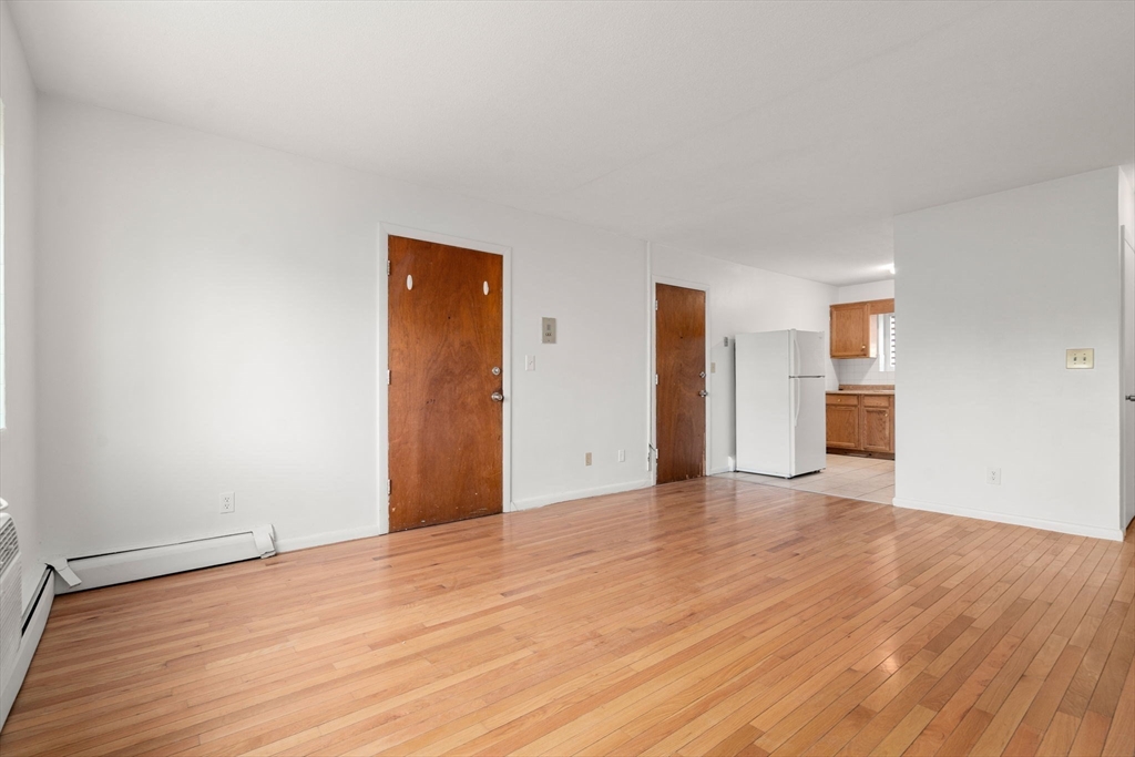 126 Calumet St, Mission Hill