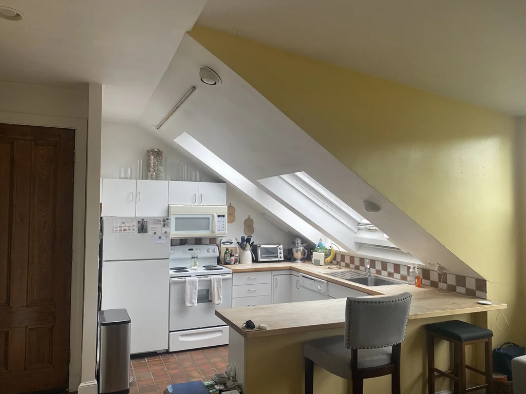 676 Massachusetts Ave, South End