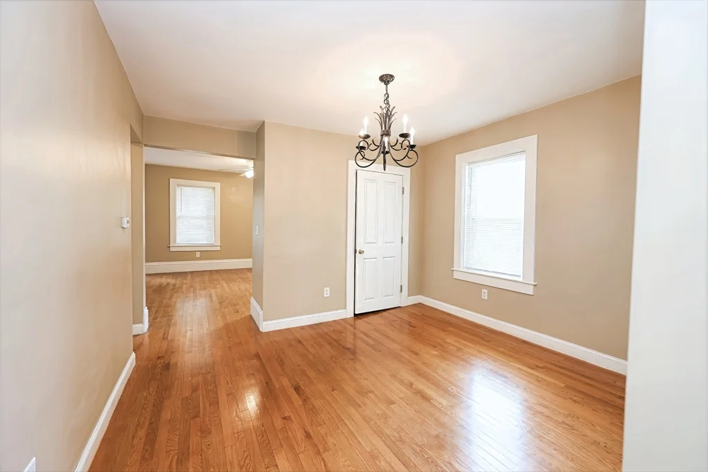 50 Front St, Braintree