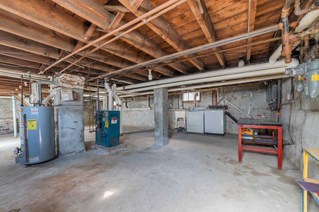 88 Florence St, Everett