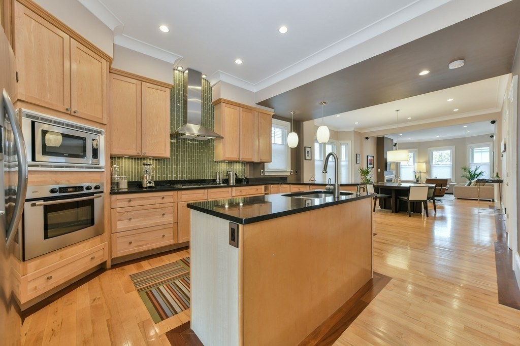 62 Sawyer Ave, Dorchester