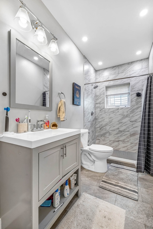 8 W Bellflower St, Dorchester