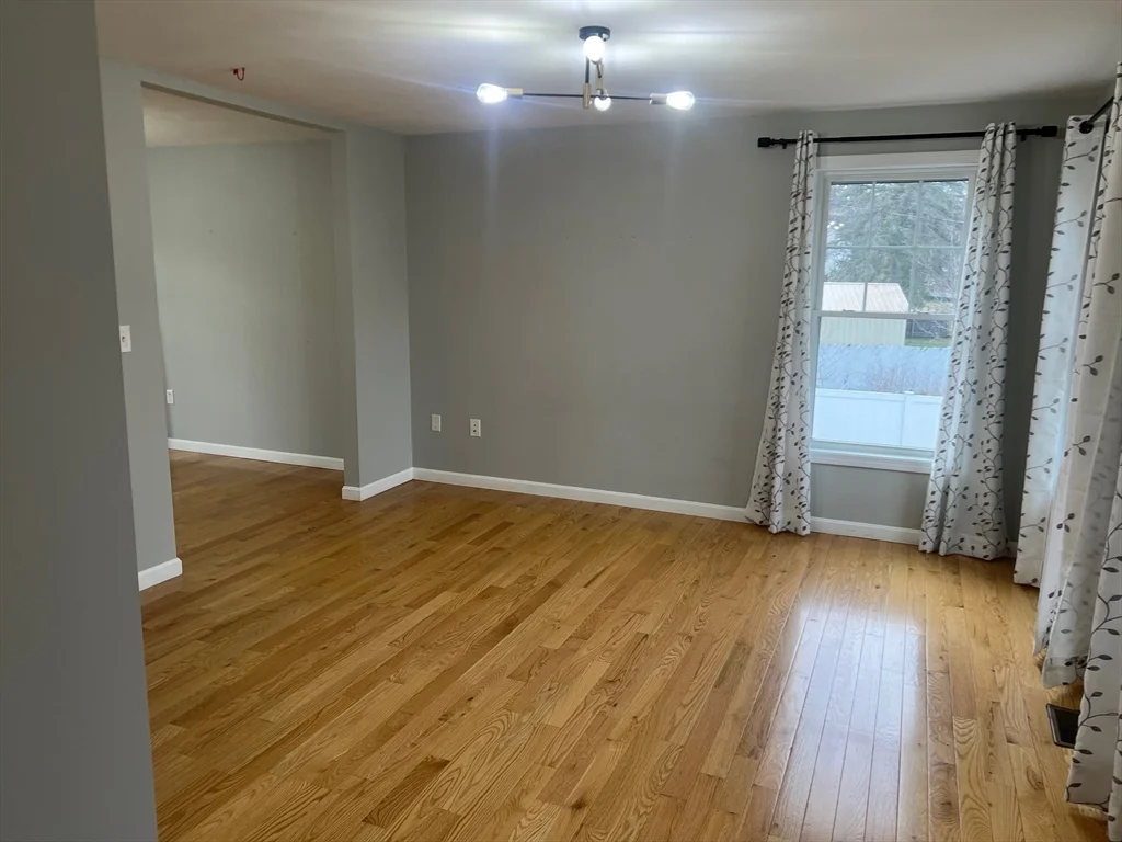 131 Merrill, Rosemont