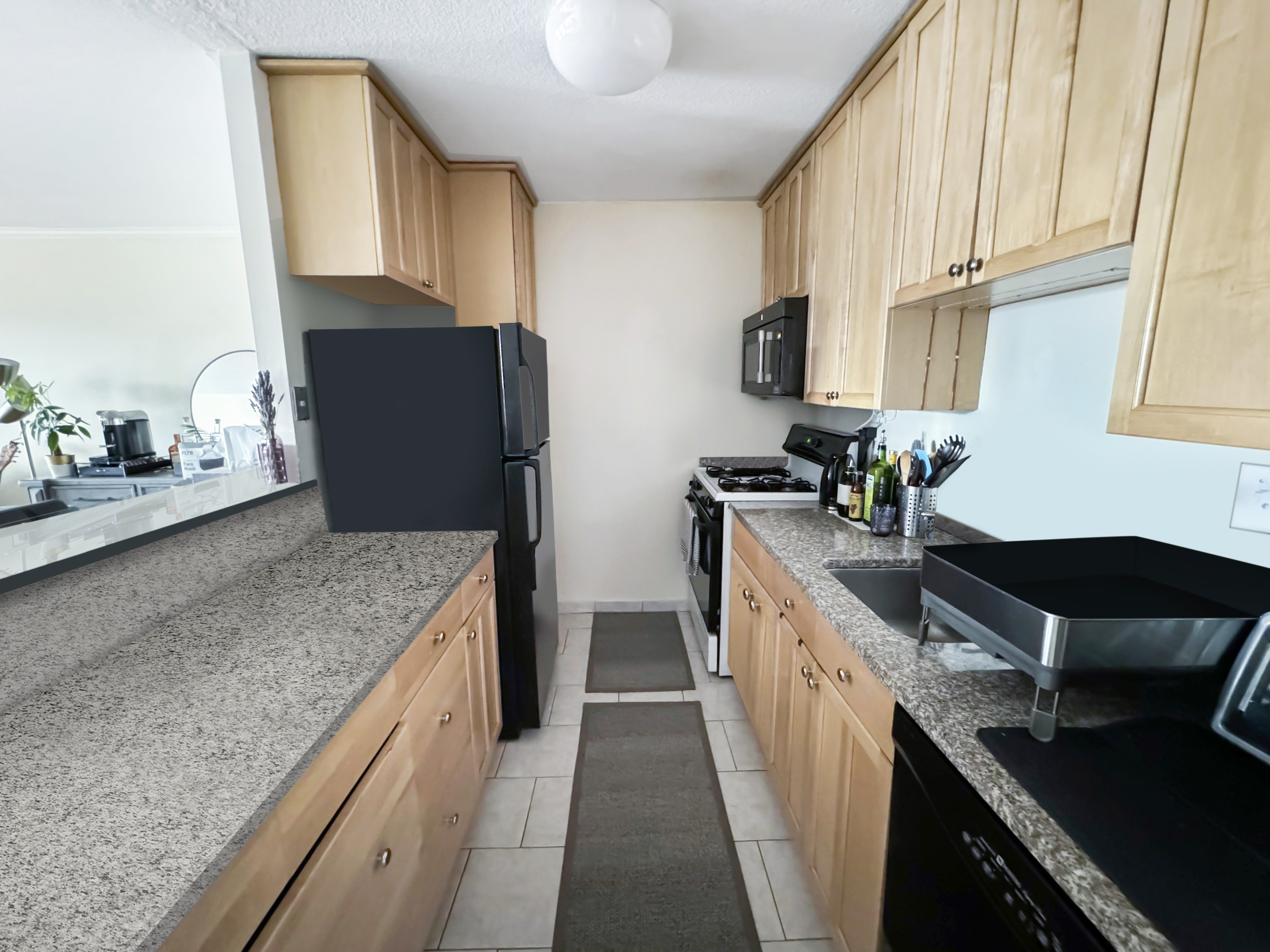1 bed, 1 bath apartment for rent at 9 Hawthorne Pl Unit 12A, West End — photo 4 of 15