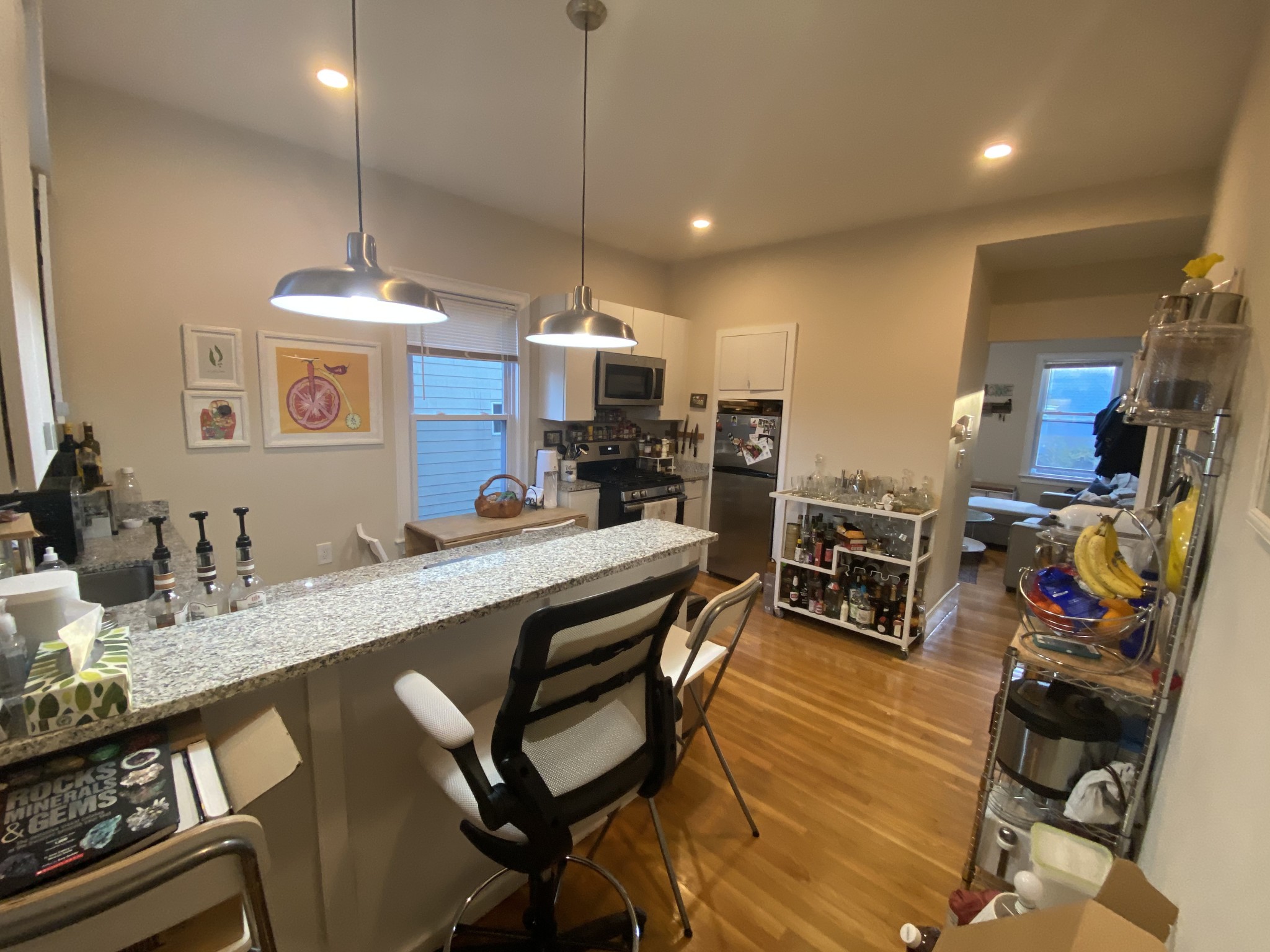 2 bed, 1 bath apartment for rent at 343 Beacon St Unit 2, Ward Two — photo 4 of 13