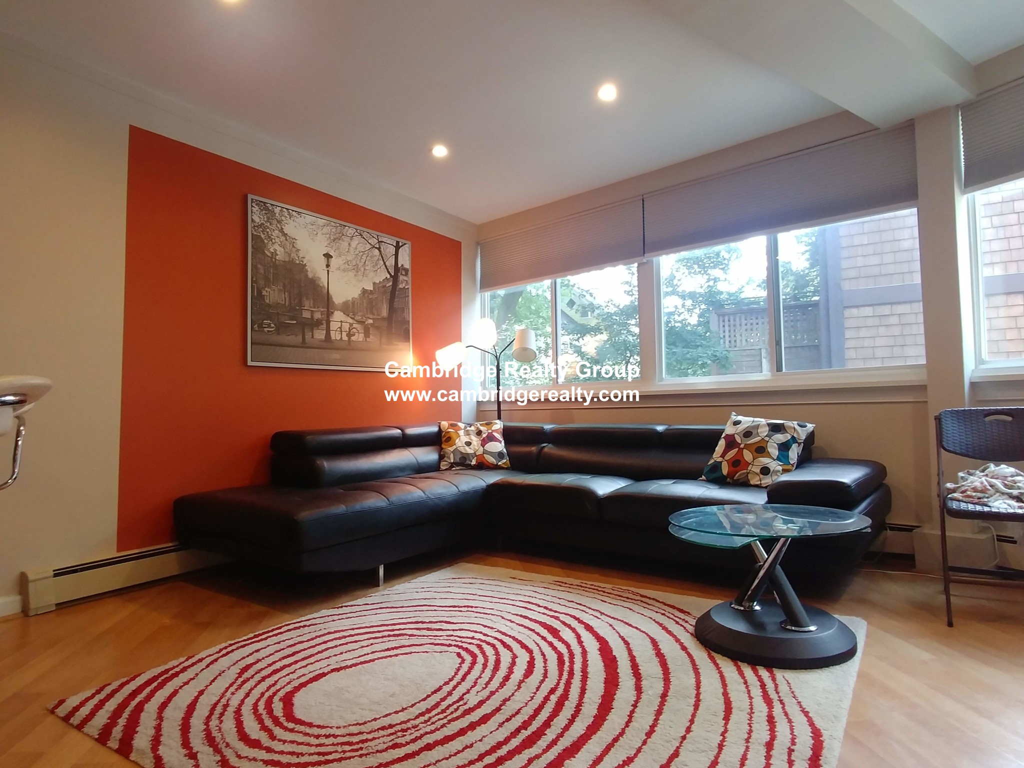 2 bed, 1 bath apartment for rent at 516 Green St Unit 1B, Central Square — photo 4 of 18
