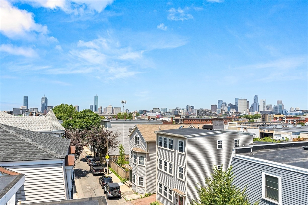 30 Middle St, South Boston