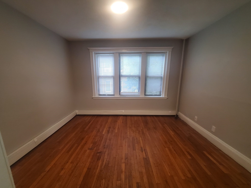 72 Walnut Park, Roxbury