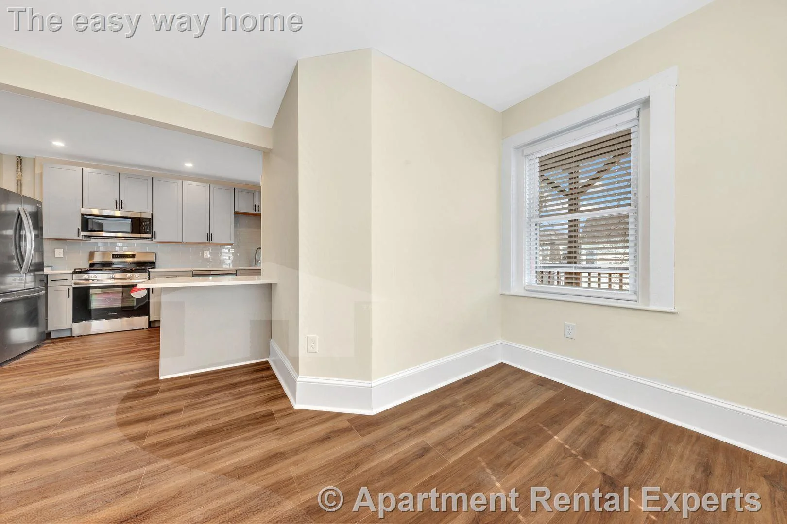 105 School St, Roxbury