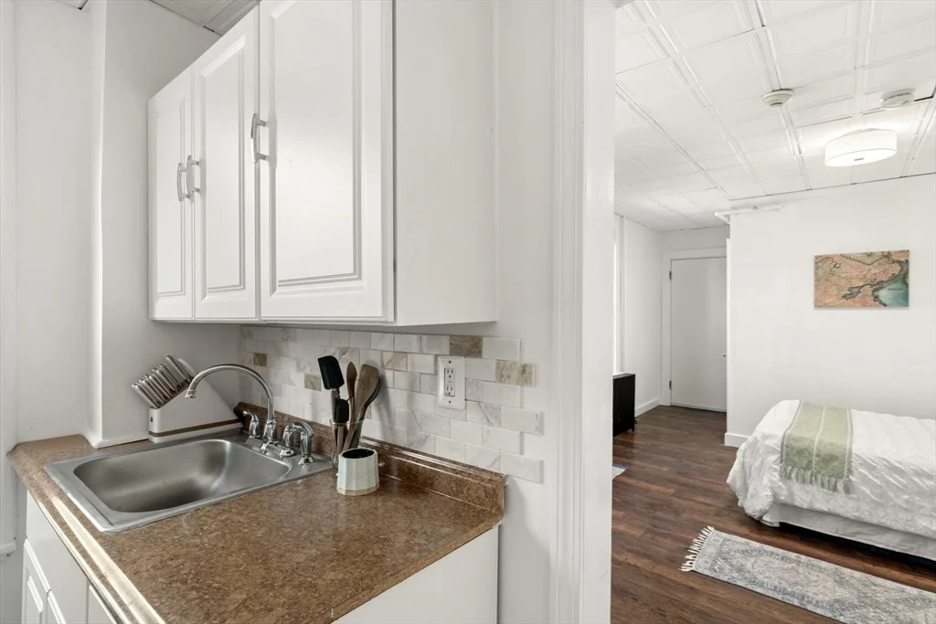 928 Dorchester Ave, Dorchester