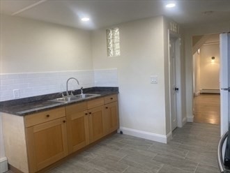 75 Lexington St, Watertown