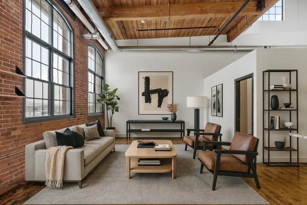 1 Westinghouse Plaza, Hyde Park