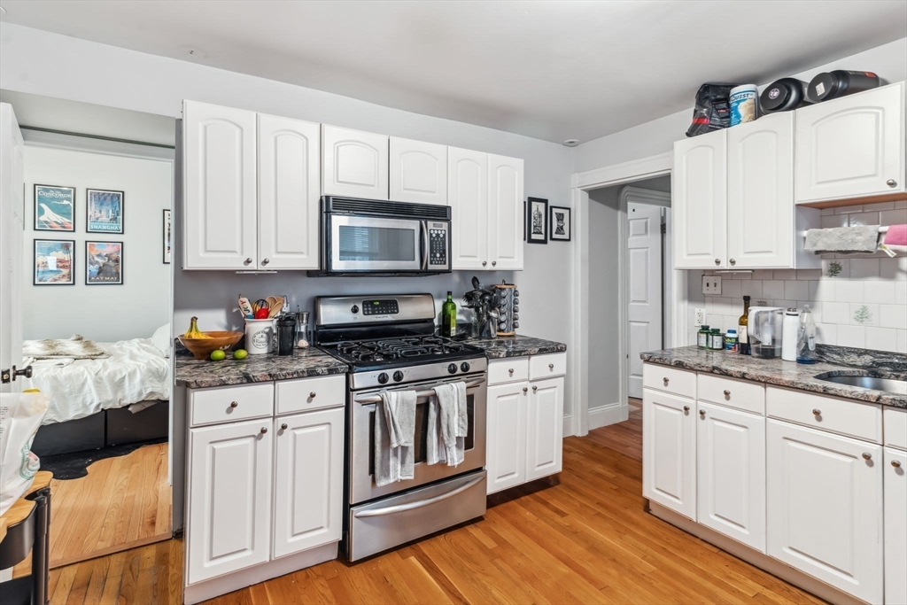 76 Marine Rd, South Boston