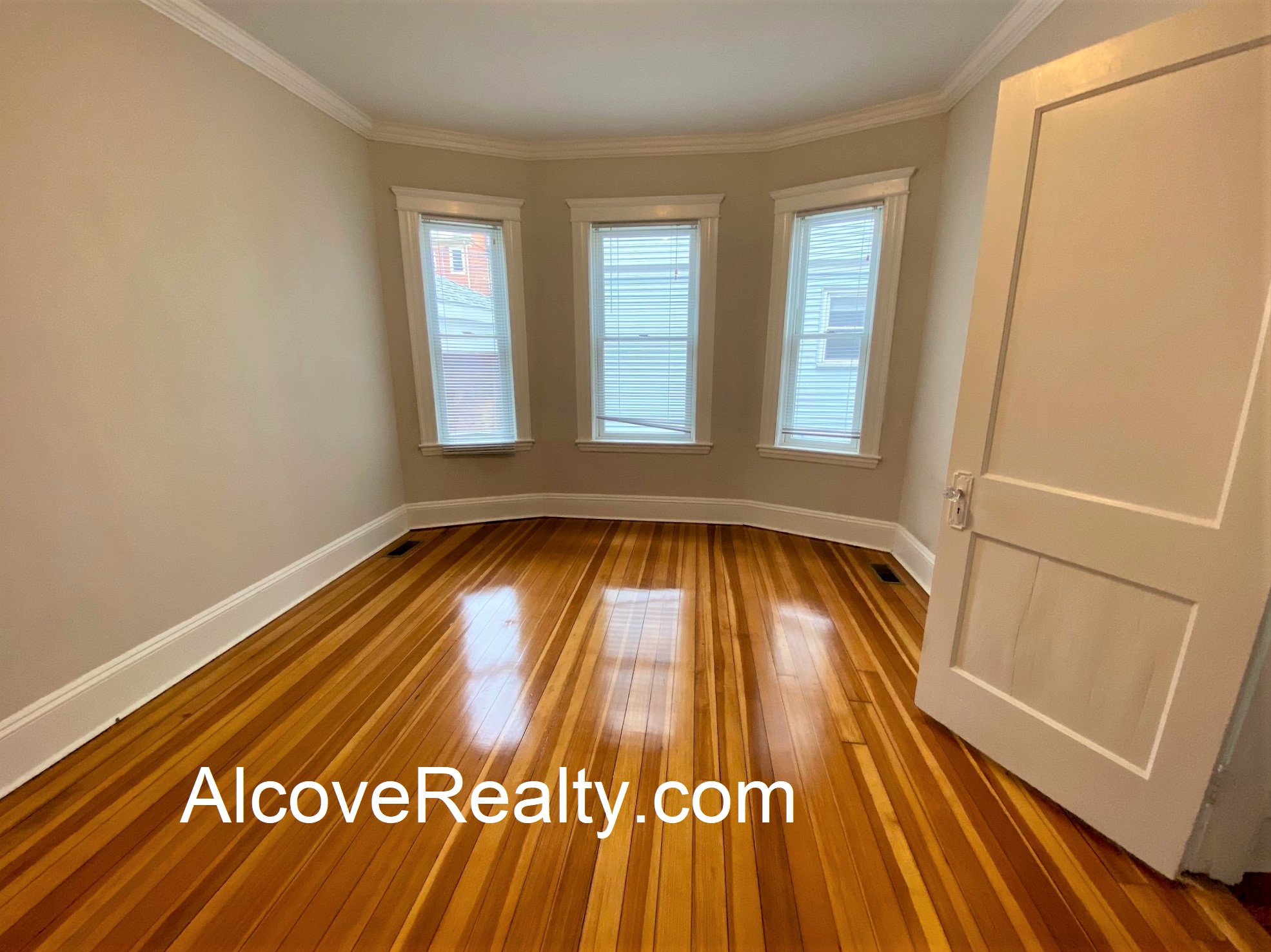 92 Powder House Boulevard, Teele Square