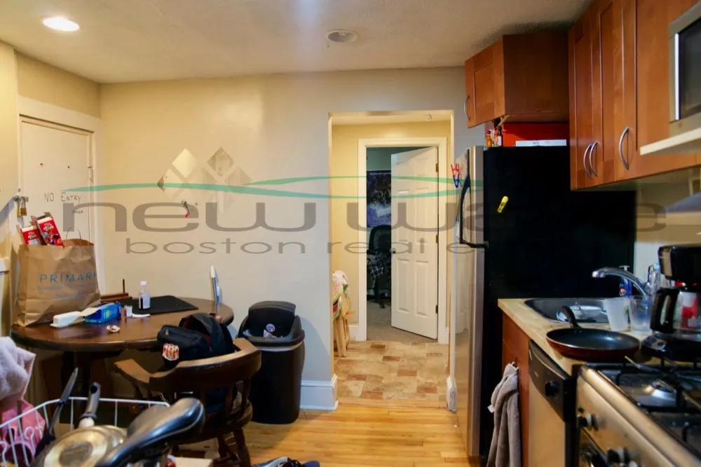 12 Shepherd Ave, Mission Hill