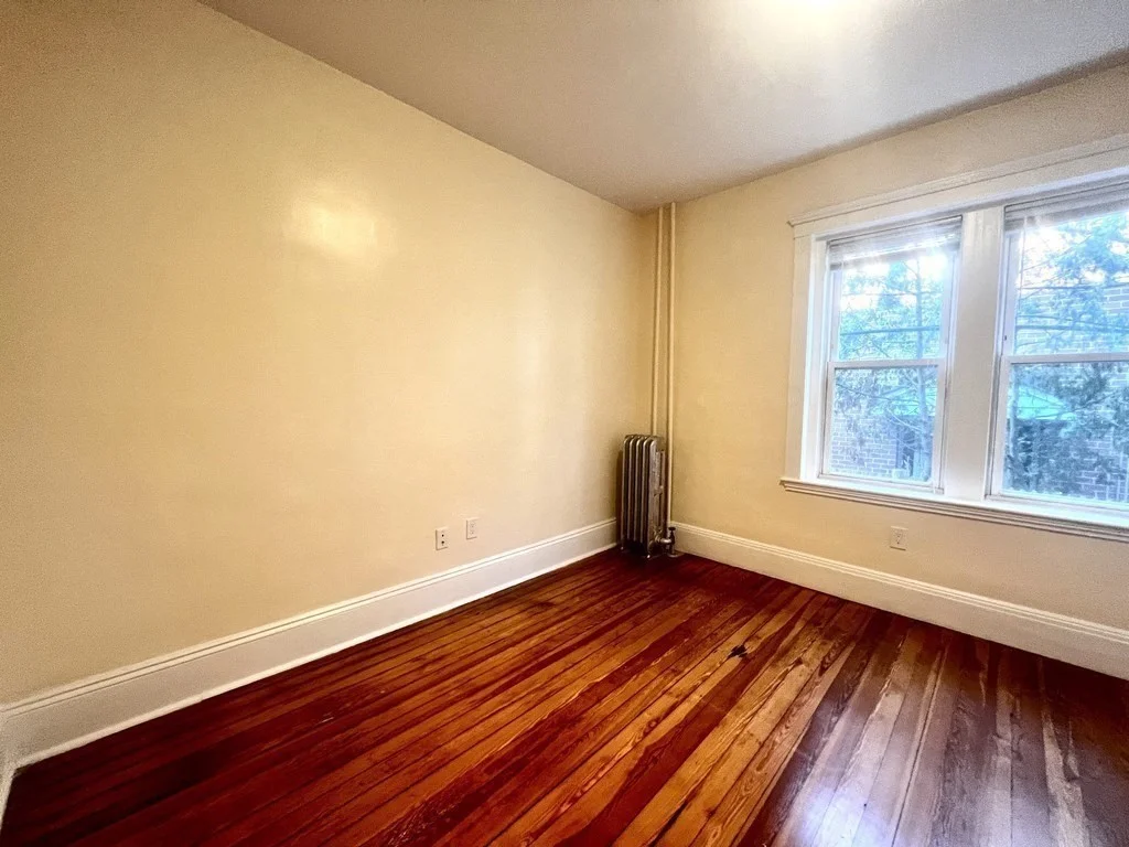 102 Trowbridge St, Mid-Cambridge