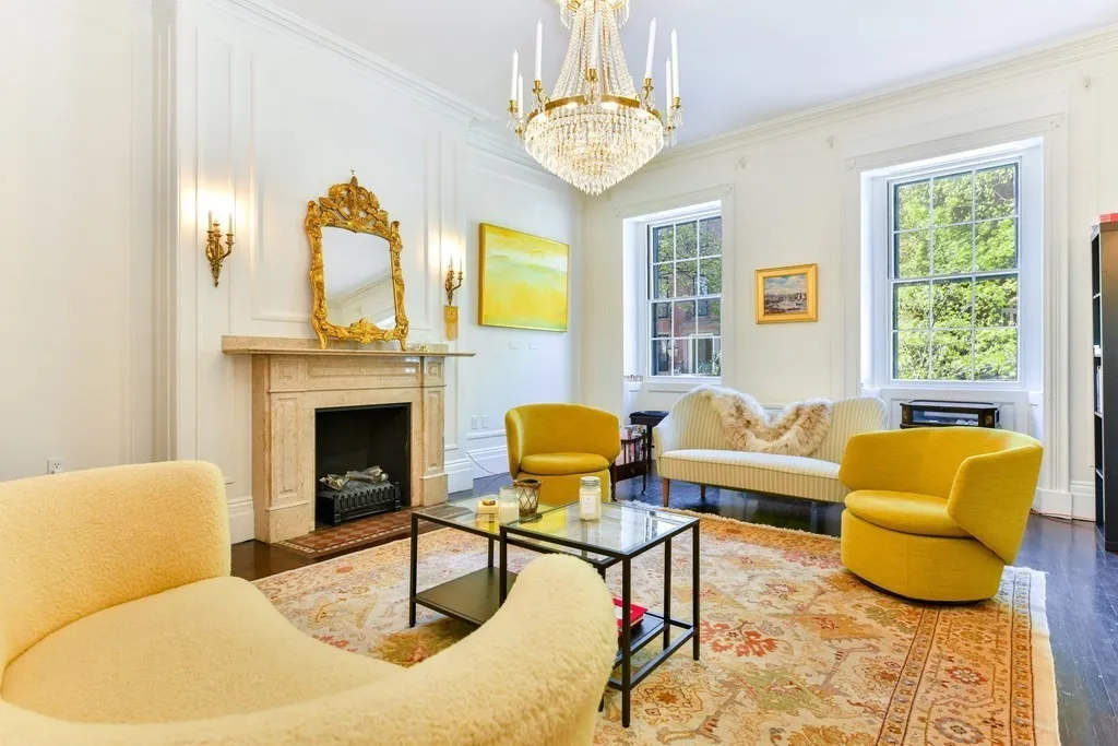 48 Mount Vernon St, Beacon Hill