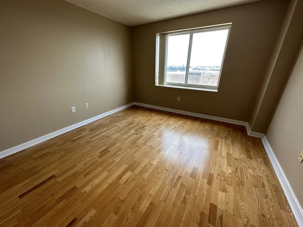 10 Museum Way, East Cambridge