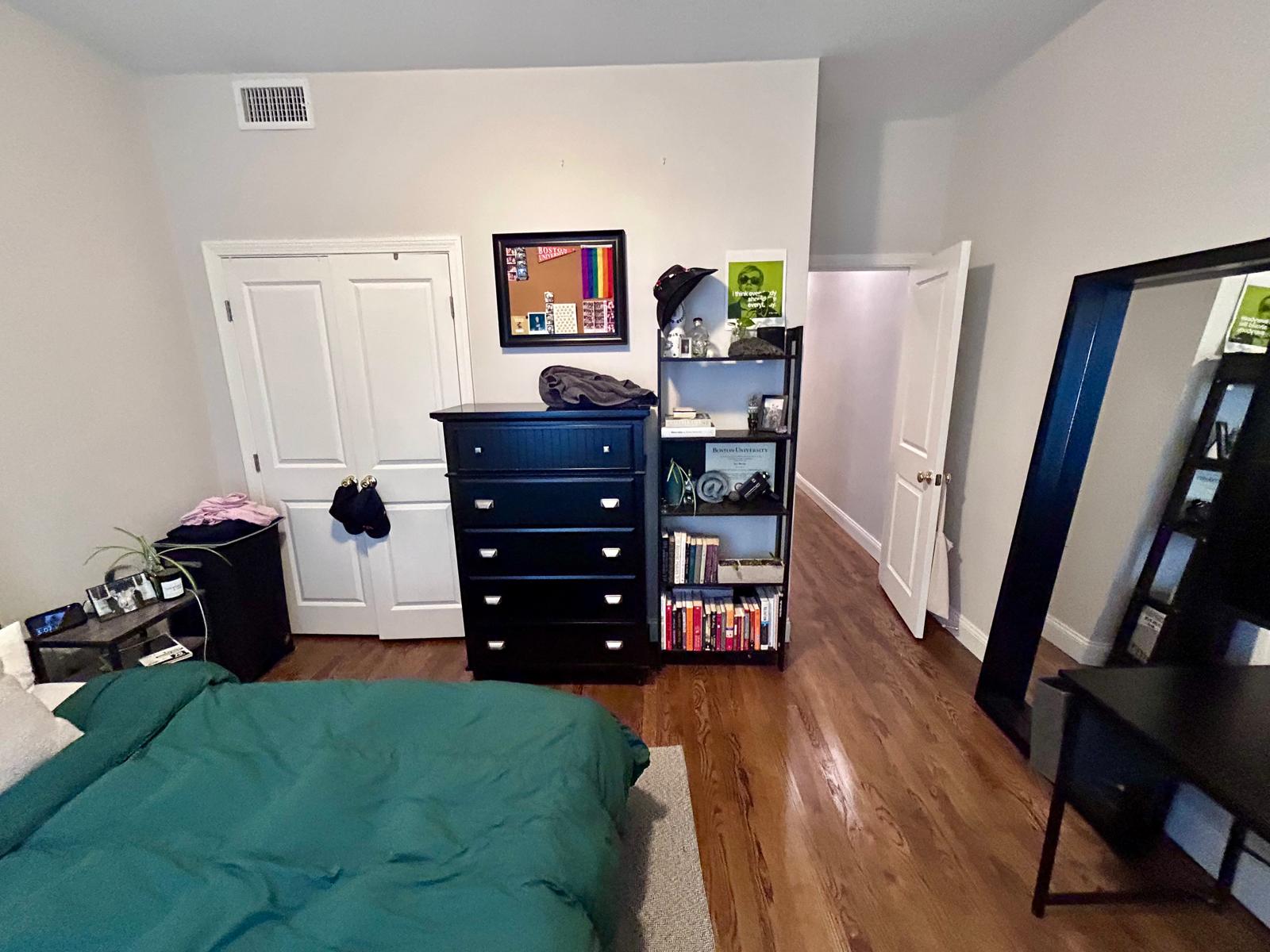 1712 Beacon St, Brookline