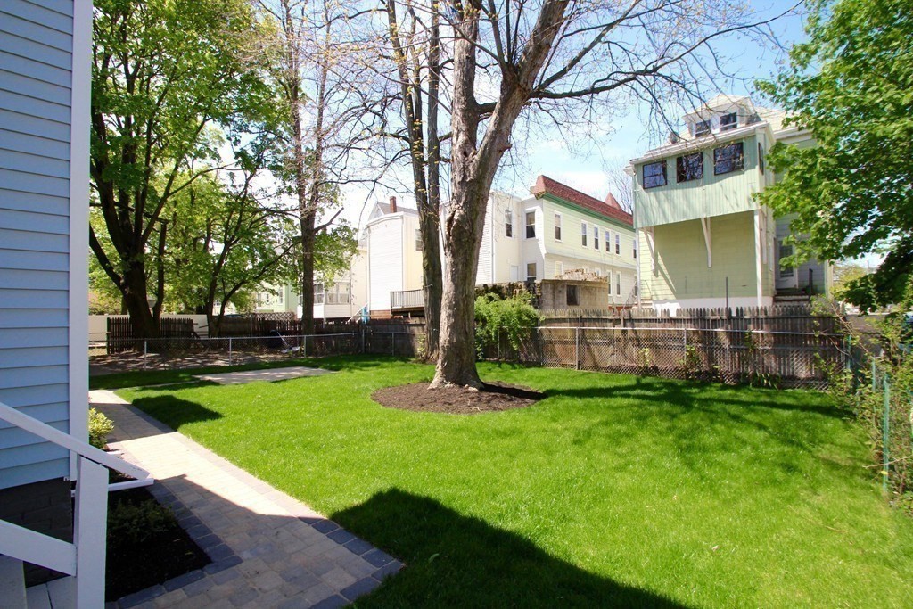 20 Tennyson St, Magoun Square