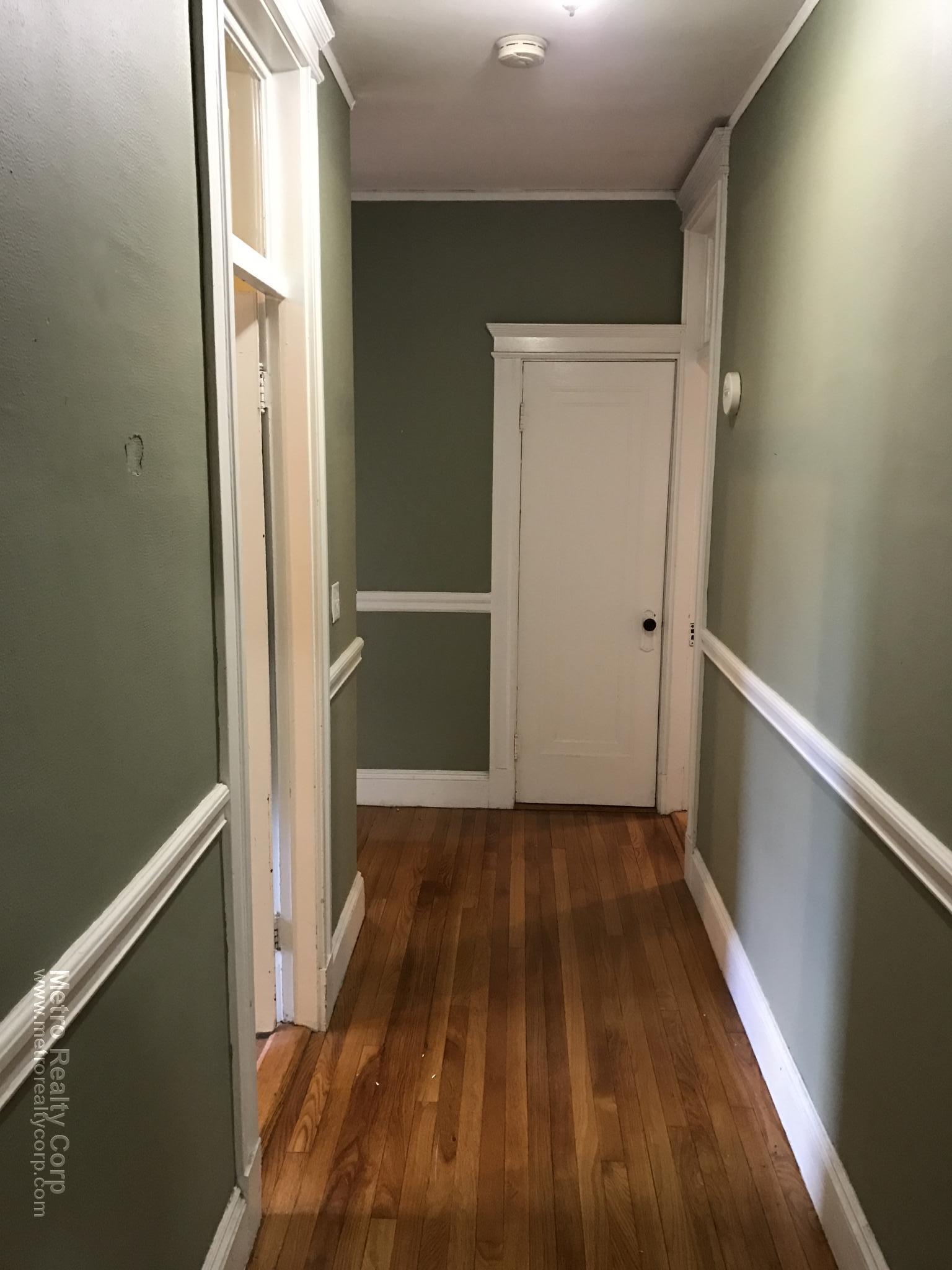 12 Greenway Ct, Coolidge Corner