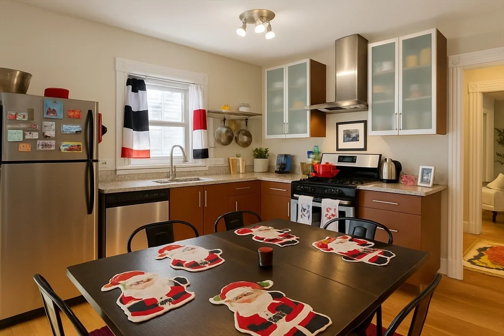 456 Medford St, Winter Hill