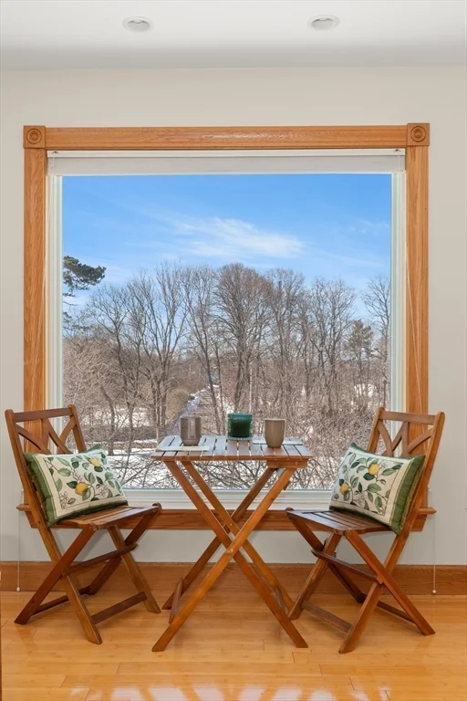 25 Pleasant St, Nahant