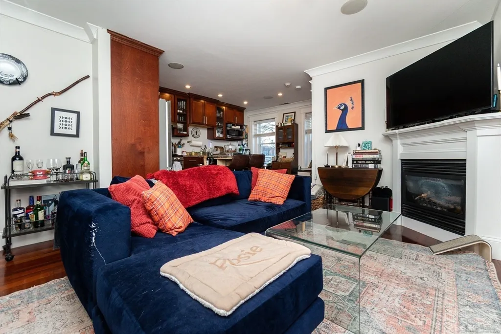 632 East Broadway, South Boston