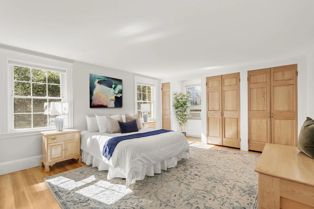 58 Country Club Rd, Newton