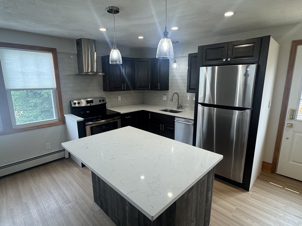 22 Glendale Ave, Everett