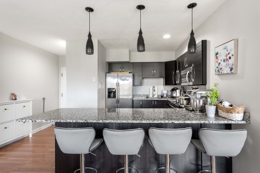 100 Marina Dr, Quincy