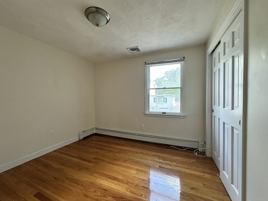 70 Edgemoor, Wellesley