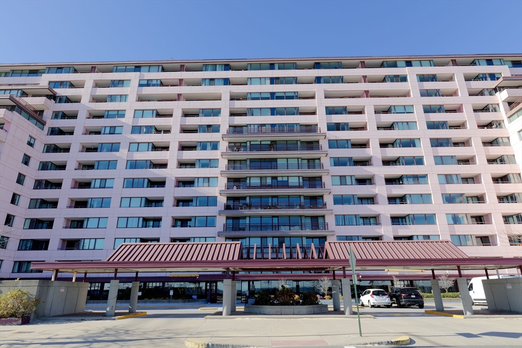 350 Revere Beach Blvd, Revere